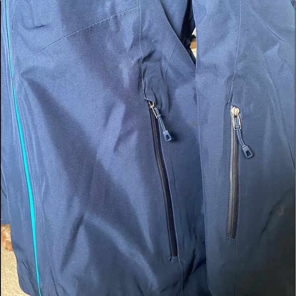 Patagonia Coat - Picture 7 of 15